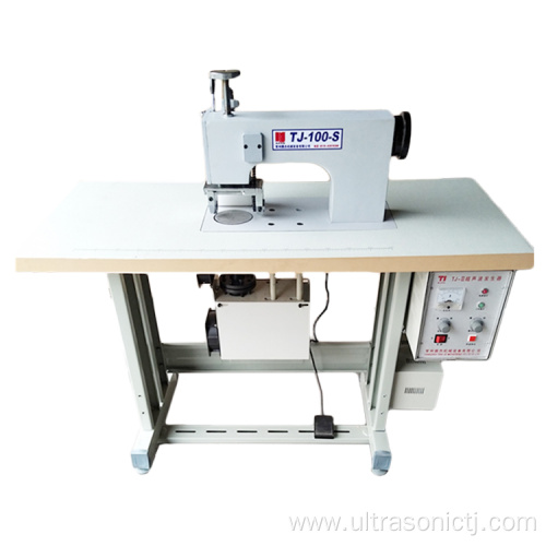Reliable ultrasonic non-woven lace stitching machine